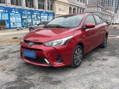 Toyota YARIS Red 2017