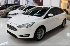 Ford Ford Focus White 2015