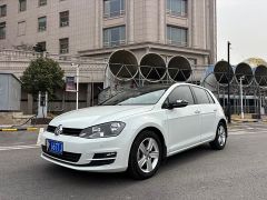Volkswagen Golf White 2017