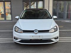 Volkswagen Golf White 2019