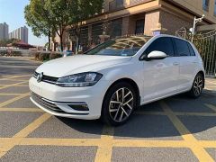 Volkswagen Golf White 2020