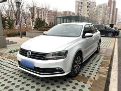 Volkswagen Jetta White 2017