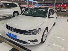 Volkswagen Sagitar White 2017
