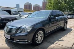 Benz E-Class Gray 2011