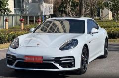 PORSCHE Panamera White 2015