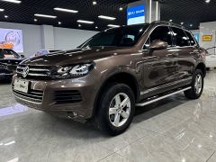 Volkswagen Touareg Brown 2010