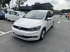 Volkswagen Touran White 2017