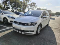 Volkswagen Touran White 2019