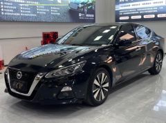 NISSAN Altima Black 2019