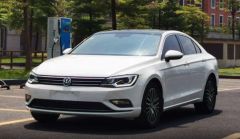 Volkswagen Sagitar White 2016
