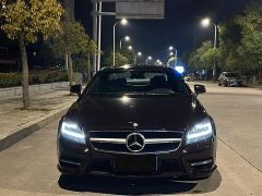 Benz CLS White 2010