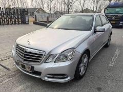Benz E-Class Silver 2010