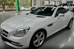 Benz SLK White 2011