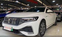 Volkswagen PassatPHEV White 2021