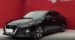 NISSAN Altima Black 2018