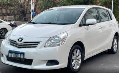 Toyota Verso White 2012