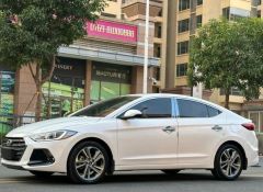 Hyundai Elantra White 2016
