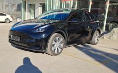 Tesla Model Black 2021