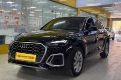 Audi Q5L Black 2021