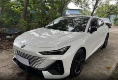 Changan UNI-V White 2022