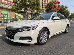 Honda Accord White 2018