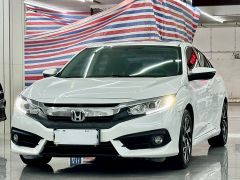 Honda Civic White 2016