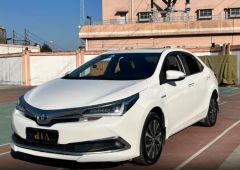 Toyota Corolla White 2017