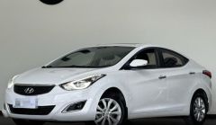 Hyundai Elantra White 2016