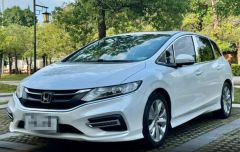 Honda jade White 2017