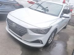 Hyundai Celesta White 2020