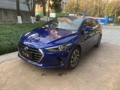 Hyundai Elantra Blue 2019