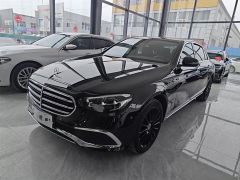 Benz E-Class Black 2022