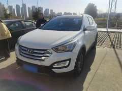 Hyundai Santa Fe White 2012