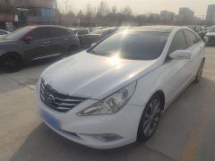 Hyundai Sonata White 2013