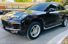 PORSCHE Macan Brown 2015