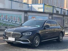 Benz E-Class Black 2022