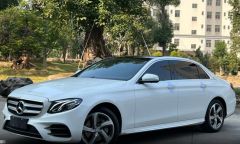 Benz E-Class White 2017