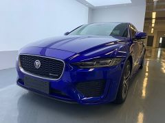 Land Rover XEL Blue 2019