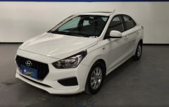Hyundai Verna White 2020