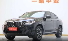 BMW X4 Black 2021