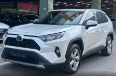 Toyota RAV4 White 2022
