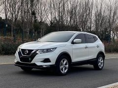 NISSAN Qashqai White 2019