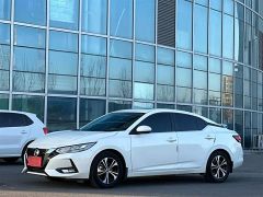 NISSAN Sentra White 2019