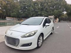 PEUGUOT 308 White 2013