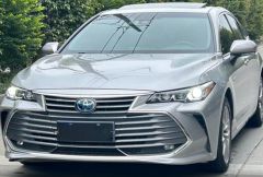 Toyota Avalon Silver 2019