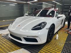 PORSCHE 718 White 2022