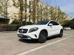 Benz GLA White 2015