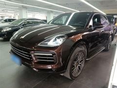 PORSCHE Cayenne Brown 2019