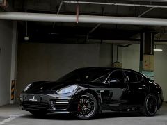 PORSCHE Panamera Black 2010