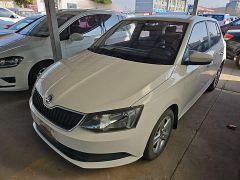SKODA Fabia White 2017